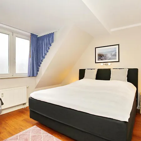 Haus Am Park 45 *