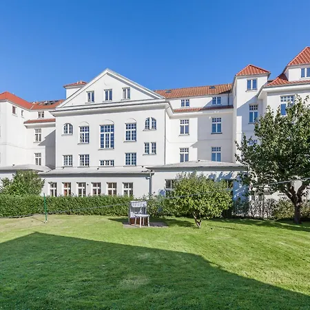 Haus Am Park 45 * Ostseebad Kühlungsborn